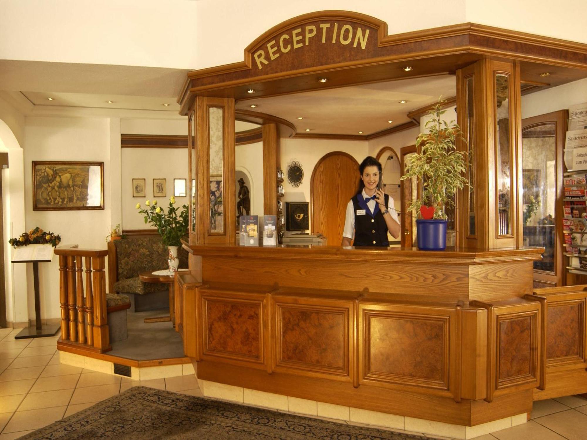 City Partner Hotel Strauss Wurtzbourg Extérieur photo