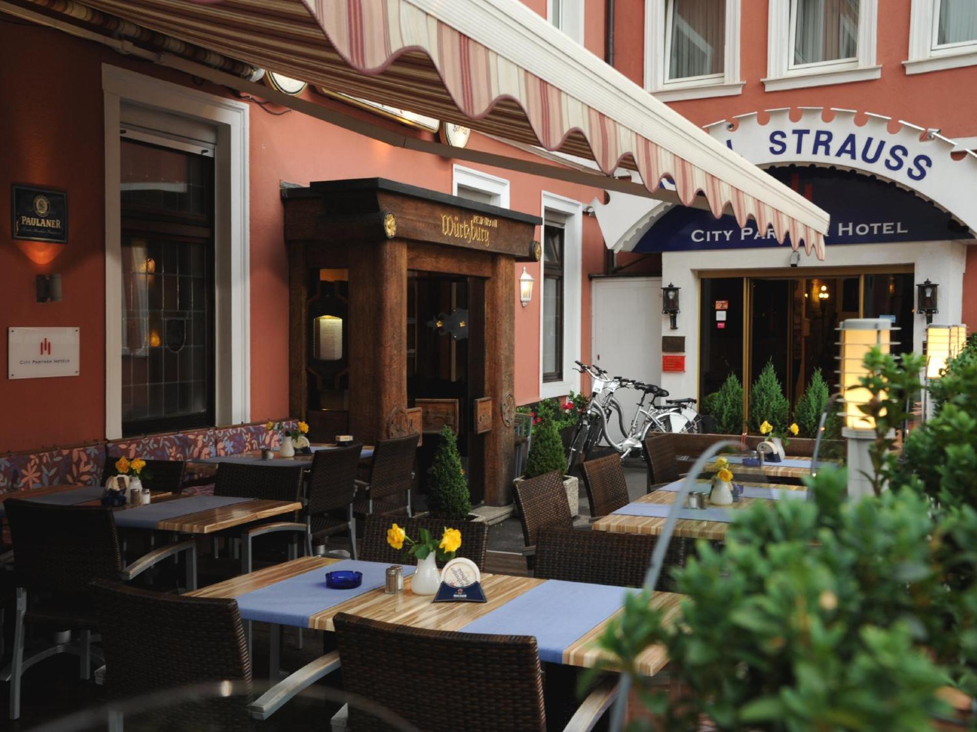 City Partner Hotel Strauss Wurtzbourg Extérieur photo