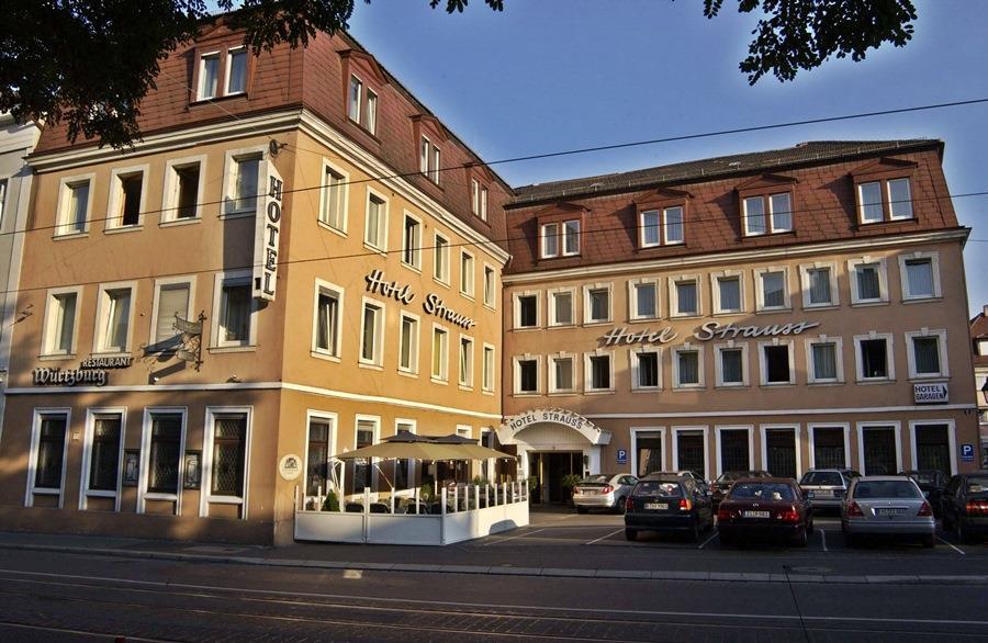 City Partner Hotel Strauss Wurtzbourg Extérieur photo