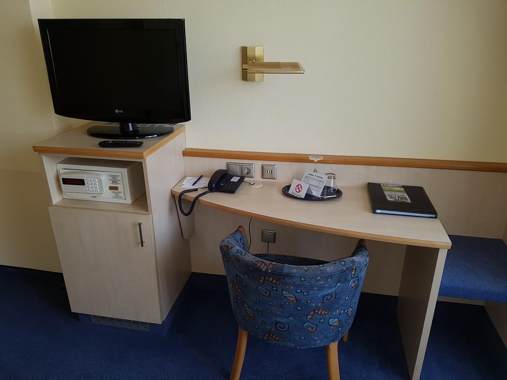 City Partner Hotel Strauss Wurtzbourg Extérieur photo